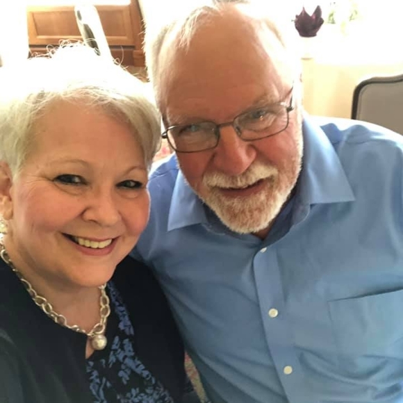 Meet your Posher, Cyndi - Picture 1 of 1